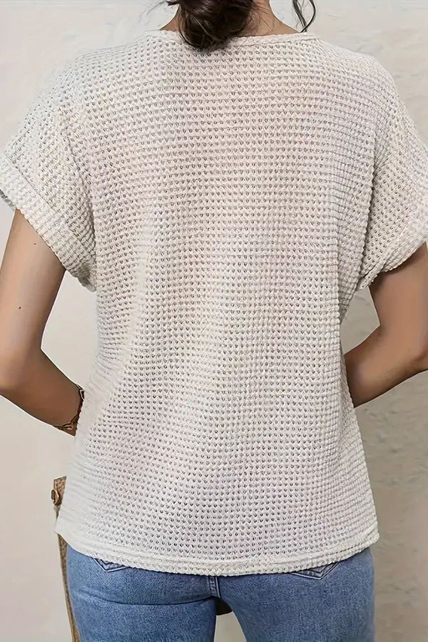 Chic Lace-Trimmed Crew Neck T-Shirt