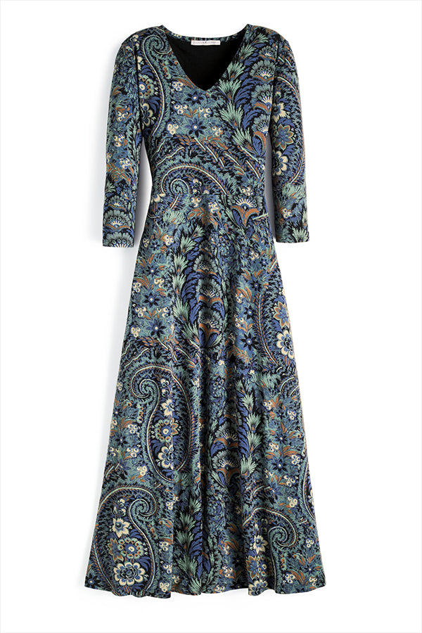 Exquisite Patterned Long-Sleeved Dress