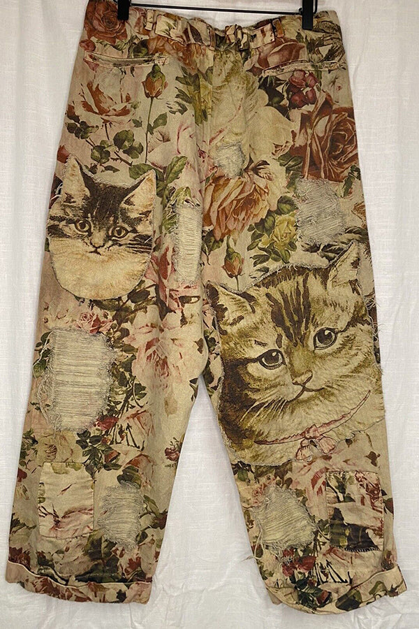 Floral Cat Embroidery Ripped Jeans